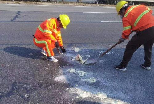 六安公路下沉注浆加固